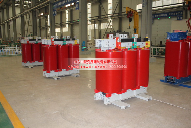 延边1600KVA干式变压器